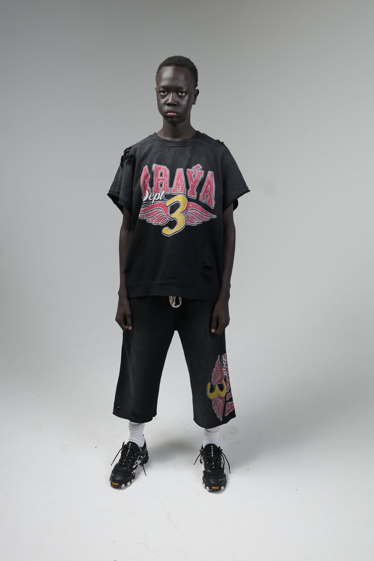 Araya “3 Birds 1 Stone" Heavy Material Short Set
